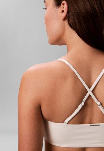 Бюстгальтер без бретелек