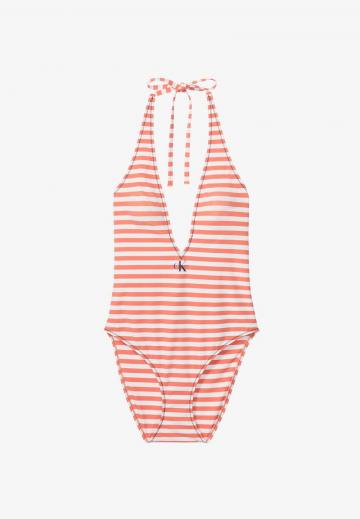 Слитный купальник