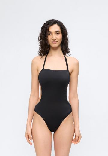 Слитный купальник