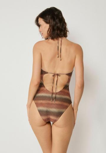 Слитный купальник