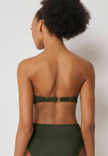 Бюстгальтер без бретелек