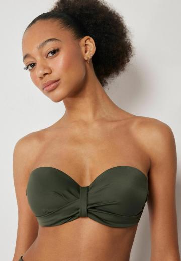 Бюстгальтер без бретелек