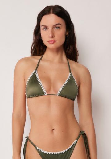 Треугольное бикини