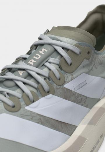 Беговые кроссовки