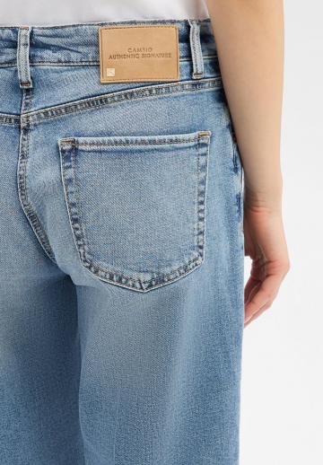 Клешеные брюки