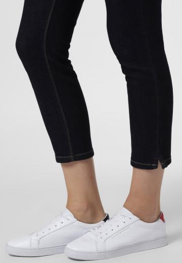 Короткие джинсы