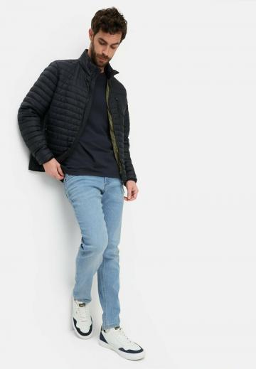 Узкие джинсы