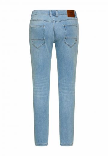 Узкие джинсы