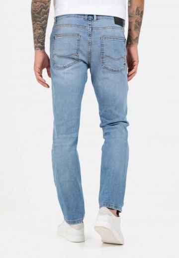 Узкие джинсы