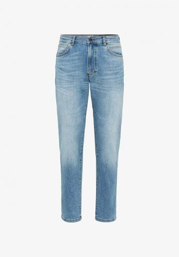 Узкие джинсы