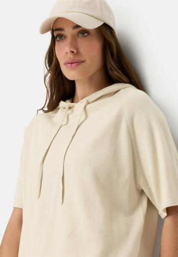 Пуловер с капюшоном