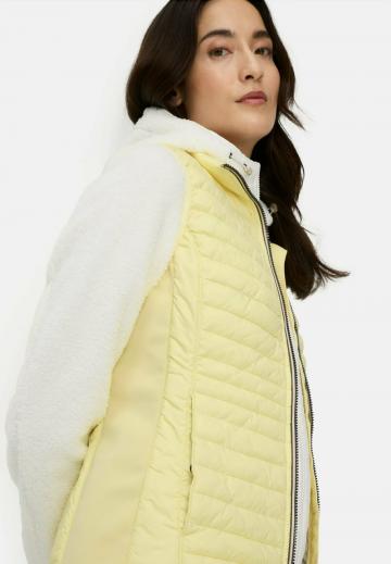 Стеганый жилет