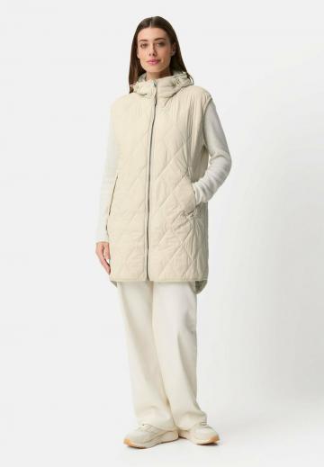 Длинный жилет