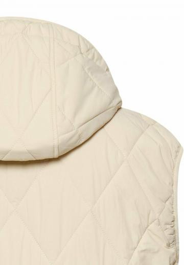 Длинный жилет