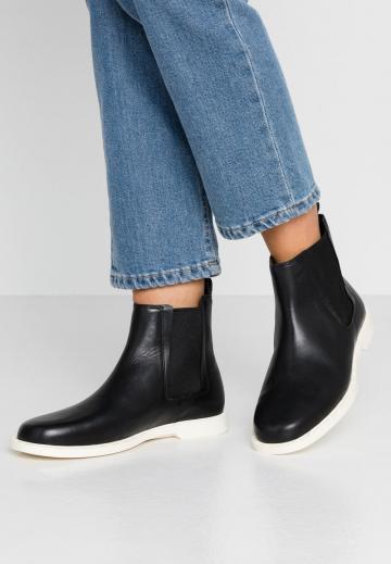 Ботинки челси