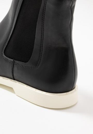 Ботинки челси