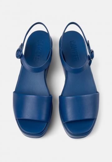 Босоножки на танкетке