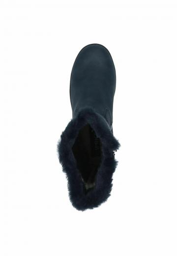 Сапожки на танкетке