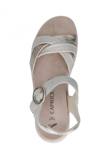 Босоножки на танкетке