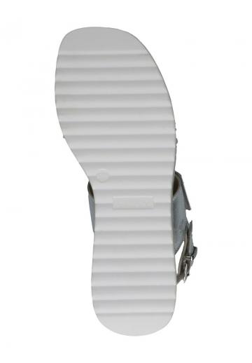 Босоножки на танкетке