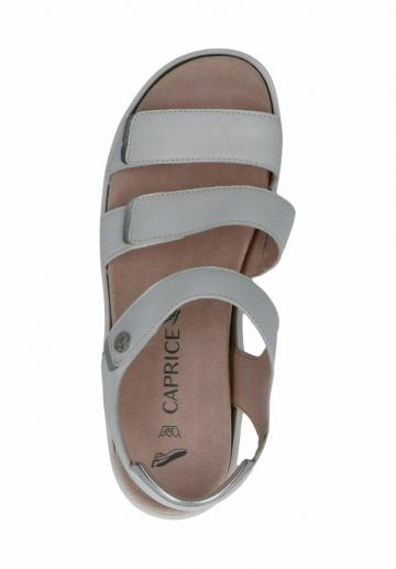 Босоножки на танкетке