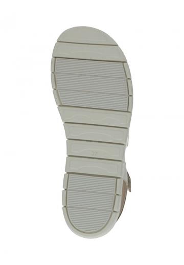 Босоножки на платформе