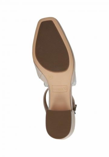 Туфли с ремешком