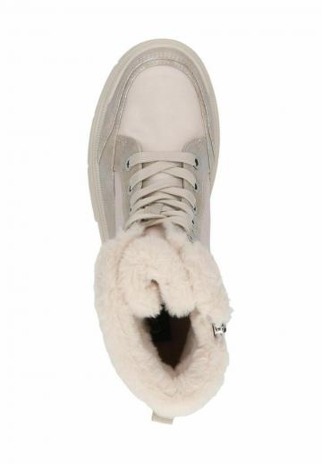 Зимние ботинки