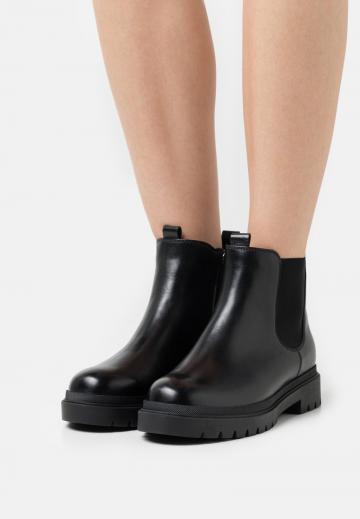 Полусапожки