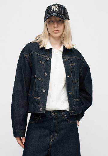 Джинсовая куртка