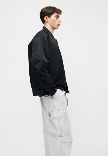 Брюки с накладными карманами