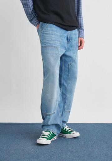 Прямые джинсы