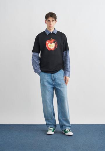 Прямые джинсы