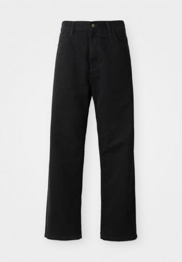 Свободные джинсы