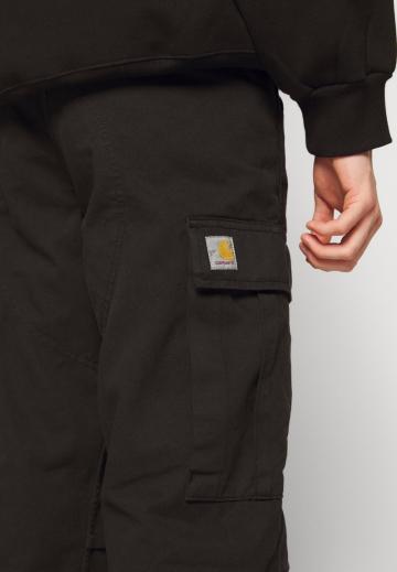 Брюки с накладными карманами