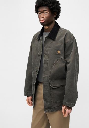 Короткое пальто