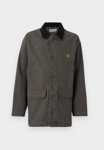 Короткое пальто