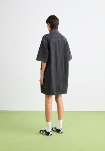 Джинсовое платье