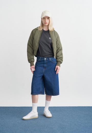 Короткая куртка