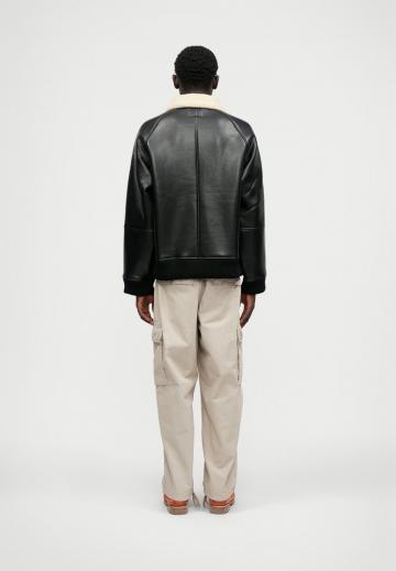 Кожаная куртка