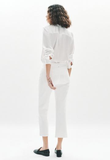 Короткие джинсы