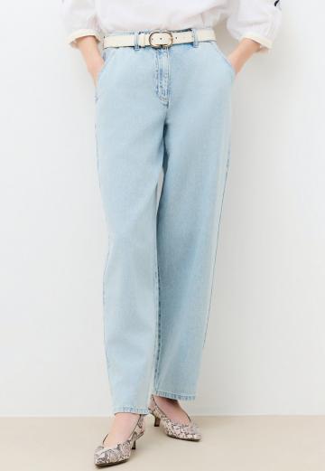 Прямые джинсы