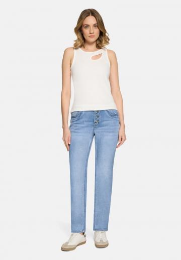 Прямые джинсы