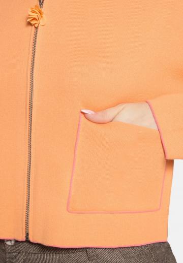 Вязаная кофта