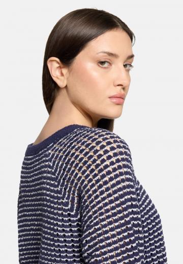 Пуловер с рукавом три четверти