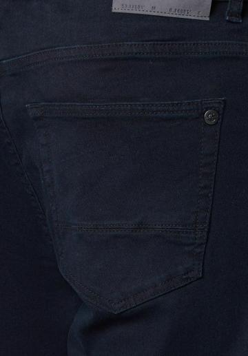 Узкие джинсы