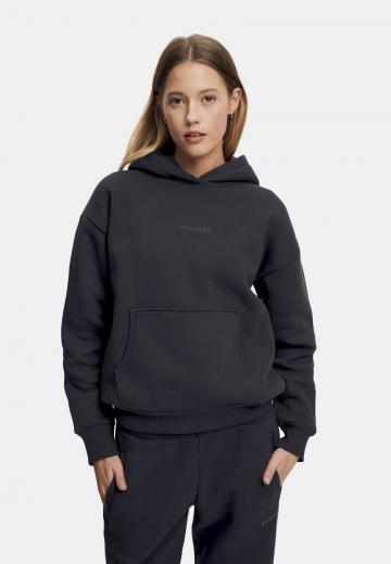 Пуловер с капюшоном