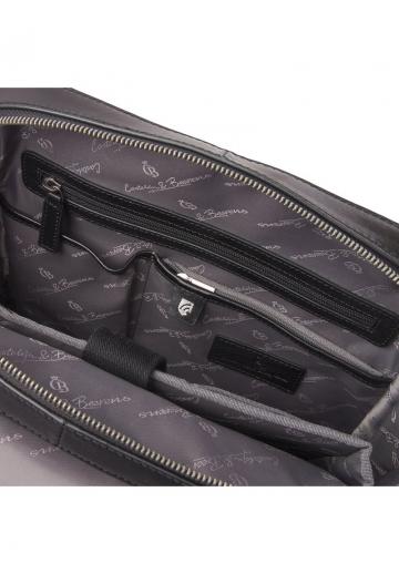 Кожаный рюкзак