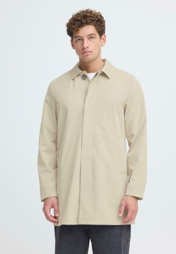 Короткое пальто