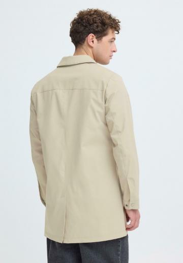 Короткое пальто